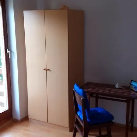 Apartman Dosen Licko Petrovo Selo Exterior photo